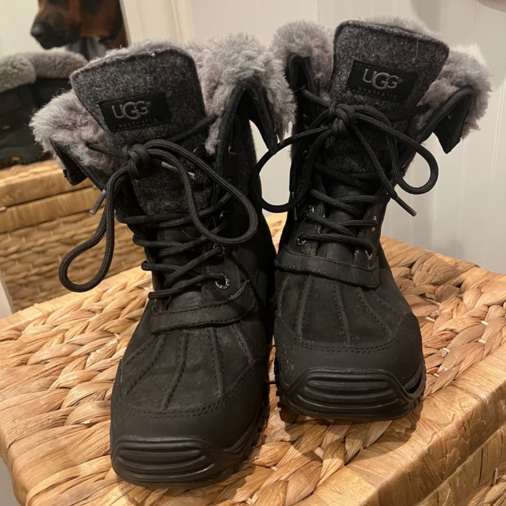 Ugg Women's Adirondack III